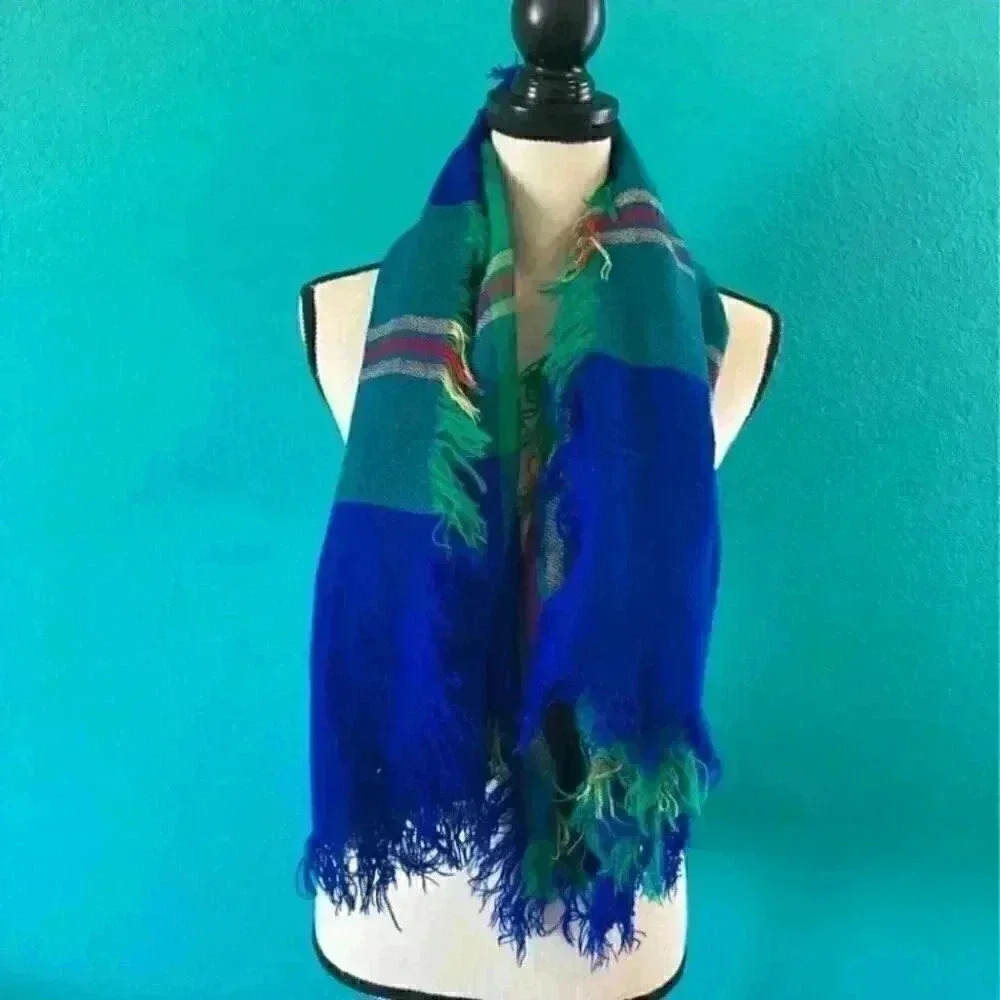 ⭐️ Liz Sinclair scarf